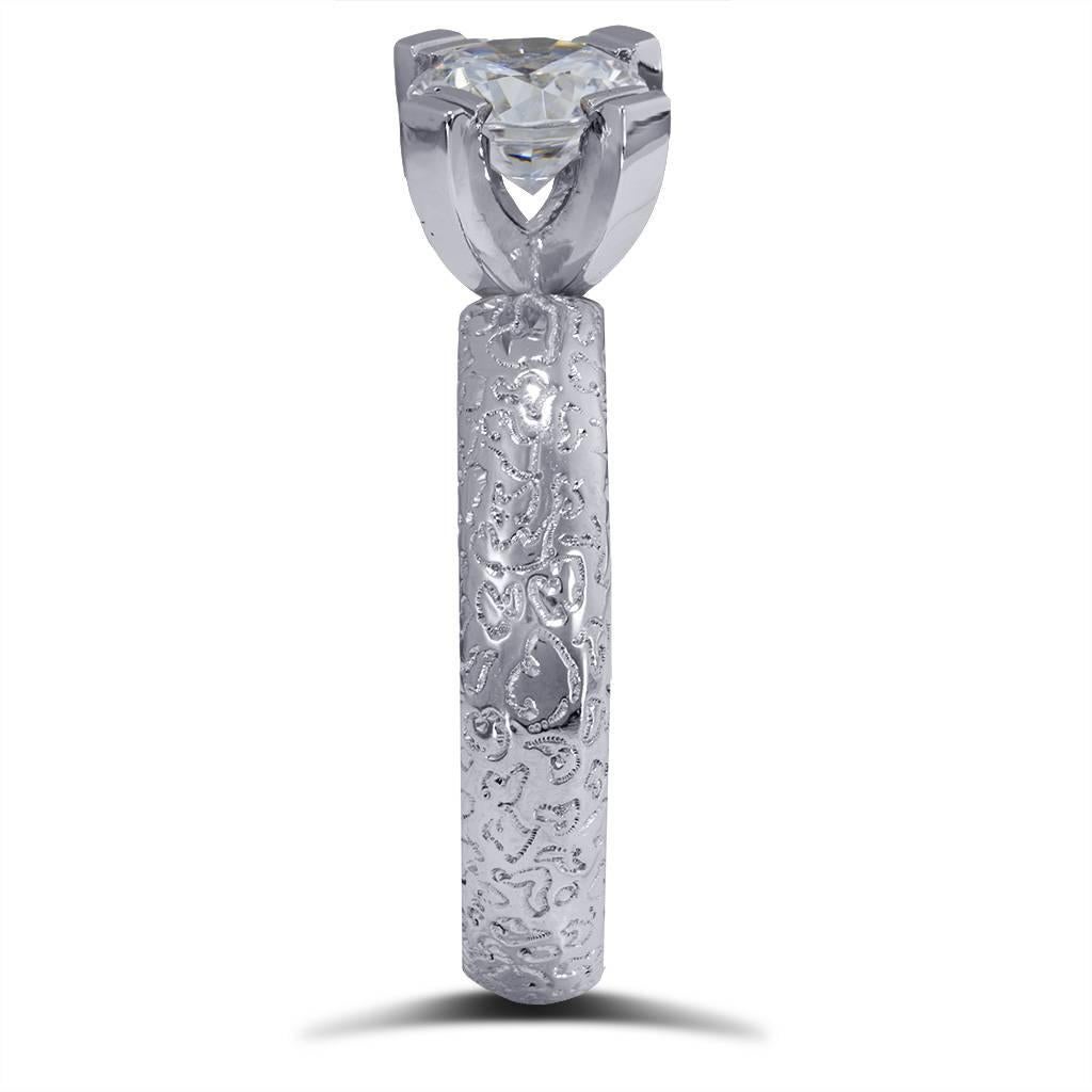 Taille ronde Alex Soldier Bague de fiançailles en or avec diamant et princesse Faite à la main à NYC en vente