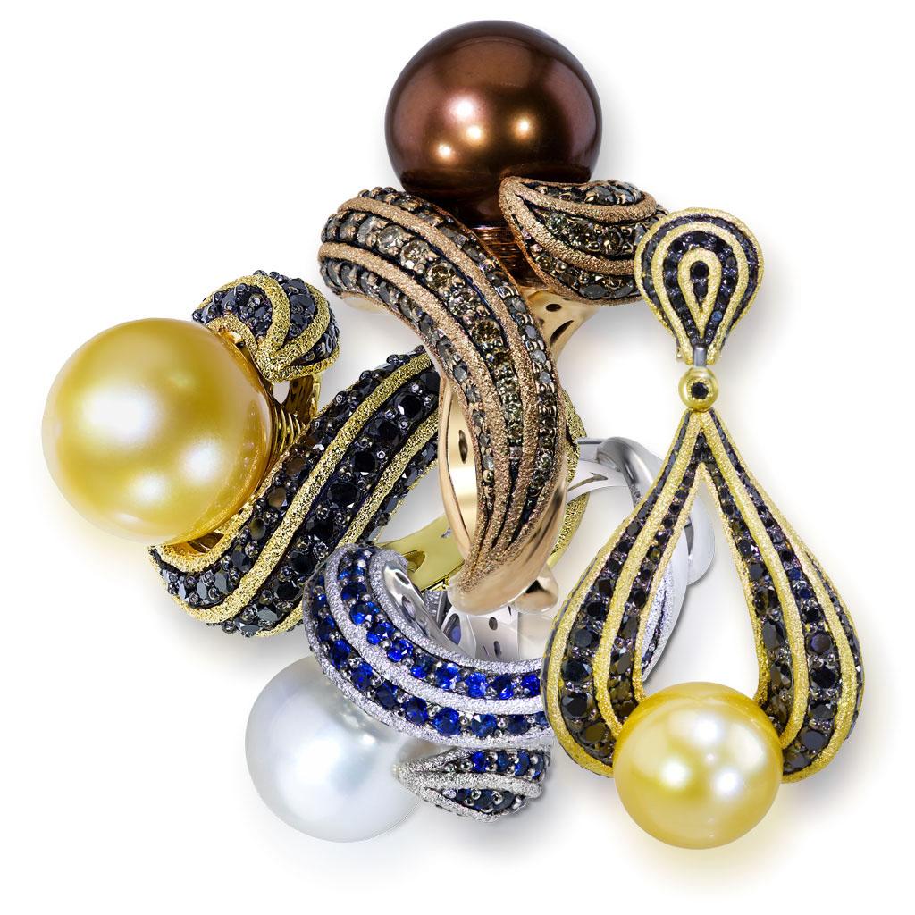 Alex Soldier, boucles d'oreilles en goutte en or avec perles des mers du Sud et diamants, uniques en leur genre en vente 3