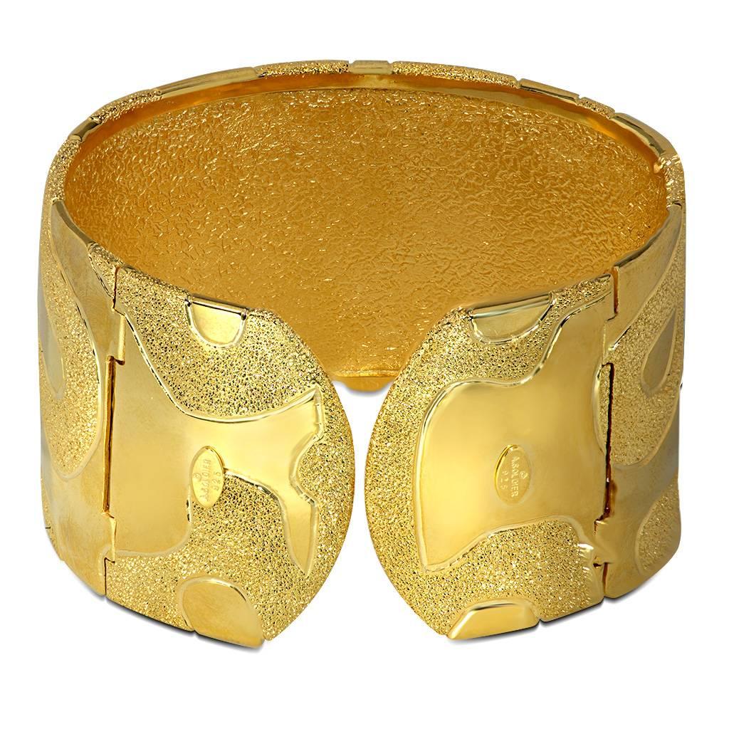 Alex Soldier Sterling Silver Yellow Gold Hinged Textured Cuff Bracelet In New Condition In New York, NY