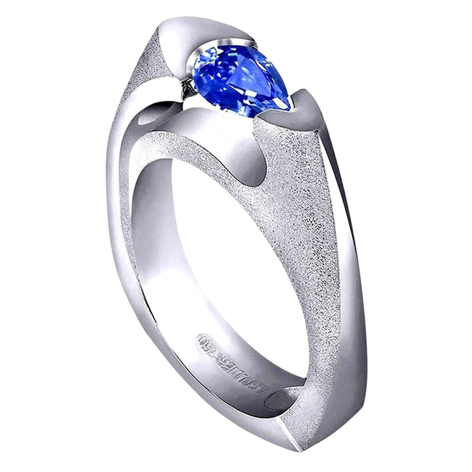 Bague de cocktail en or blanc 18 carats Tanzanite One of a Kind