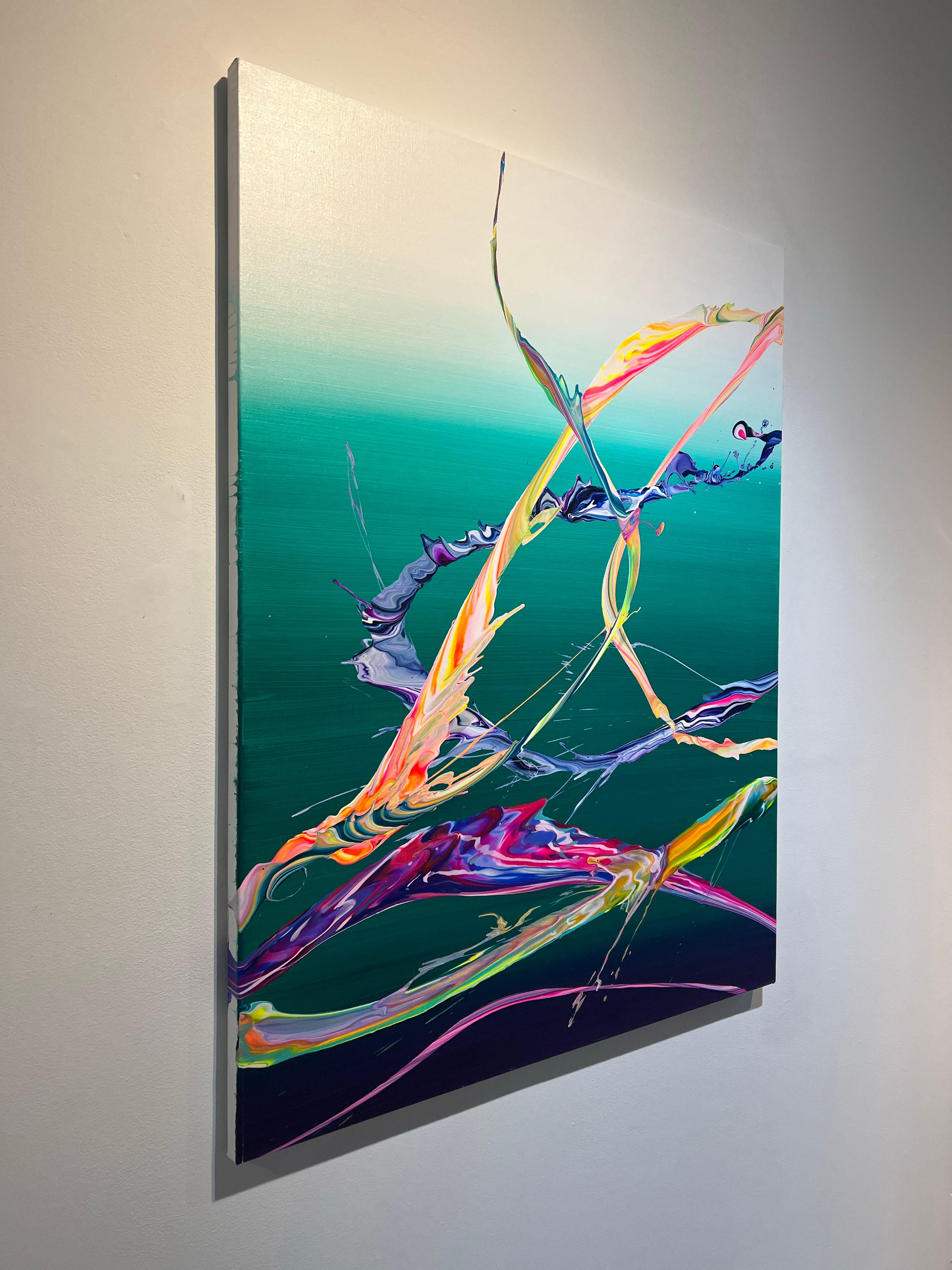 AV 762 - Une abstraction liquide aux couleurs vives sur fond d'ombrage blanc-sarcelle. - Abstrait Painting par Alex Voinea