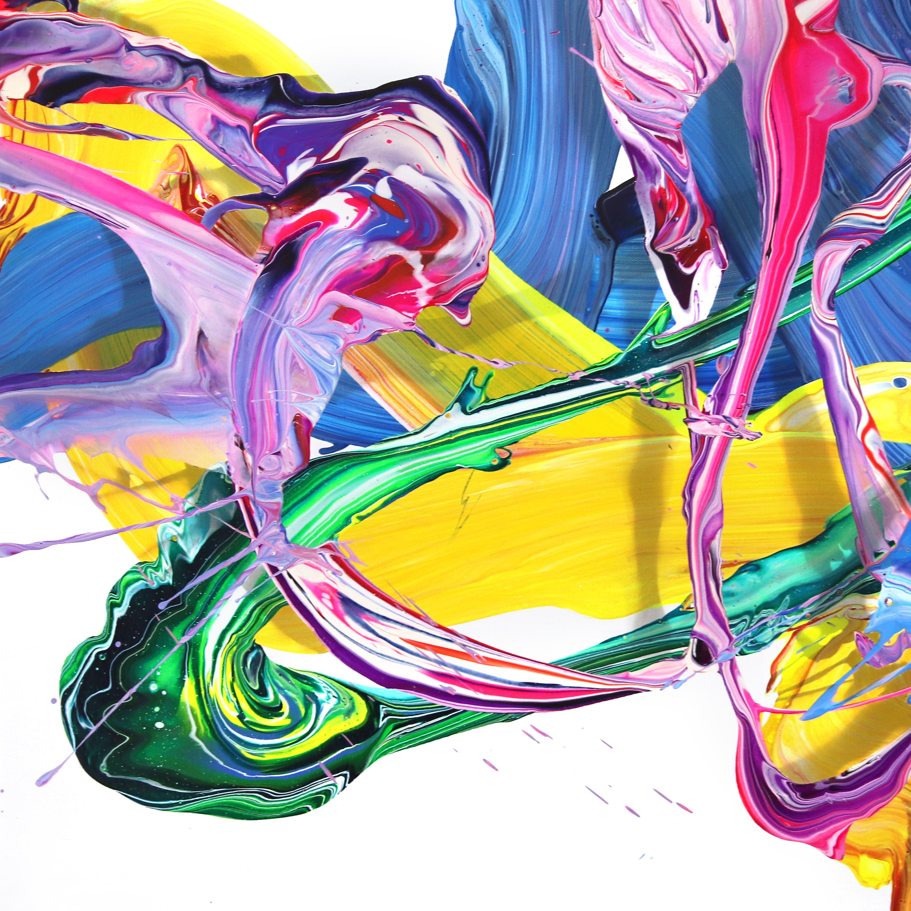 Le coloratissime opere astratte dell'artista rumeno Alex Voinea sono ispirate da esperimenti di pittura versata su superfici vibranti, come altoparlanti a tutto volume. Alex Voinea collabora con il caso per evocare l'energia del momento. Proiezioni