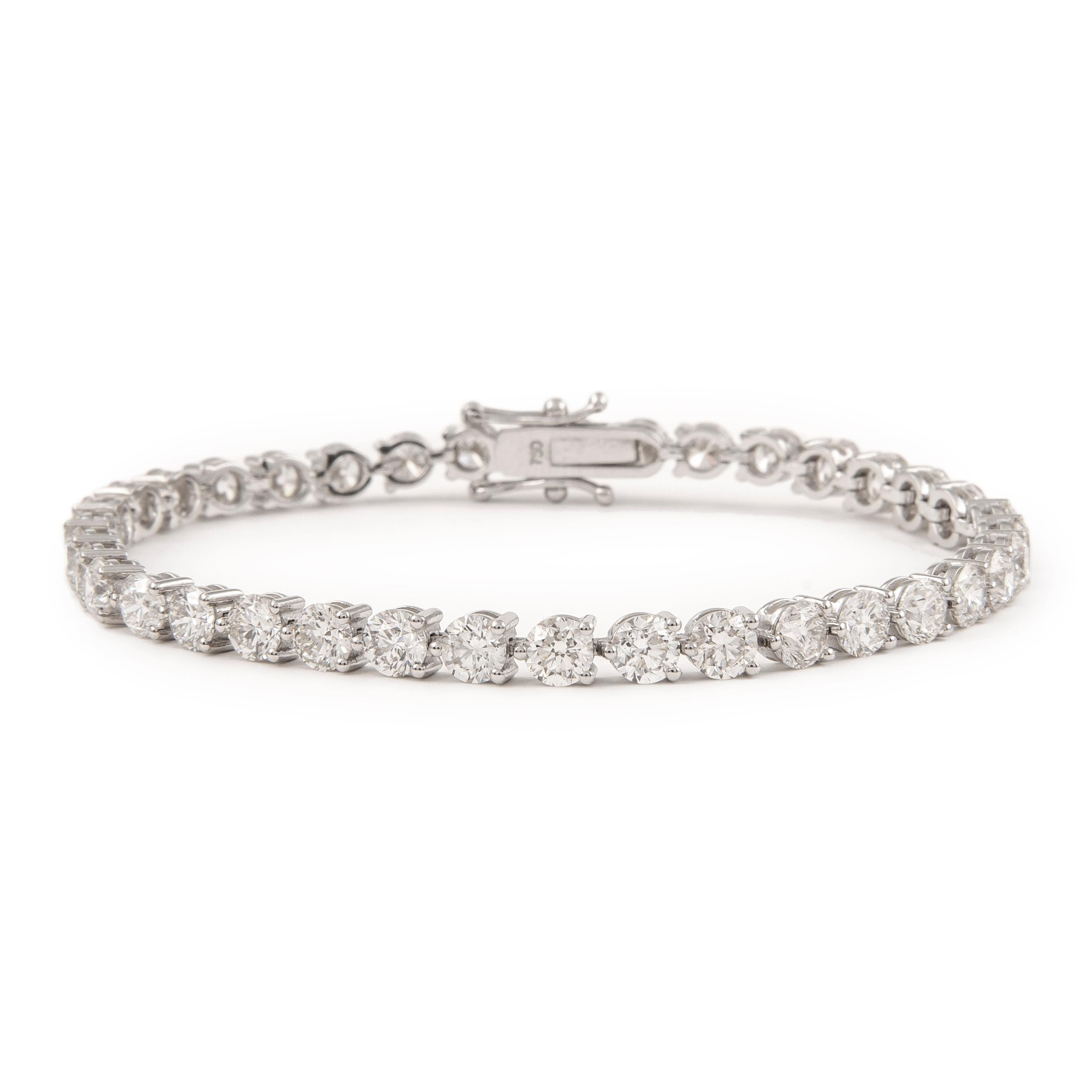 Contemporain Alexander Beverly Hills Bracelet tennis à trois griffes en or 18 carats avec diamants 10,84 carats en vente