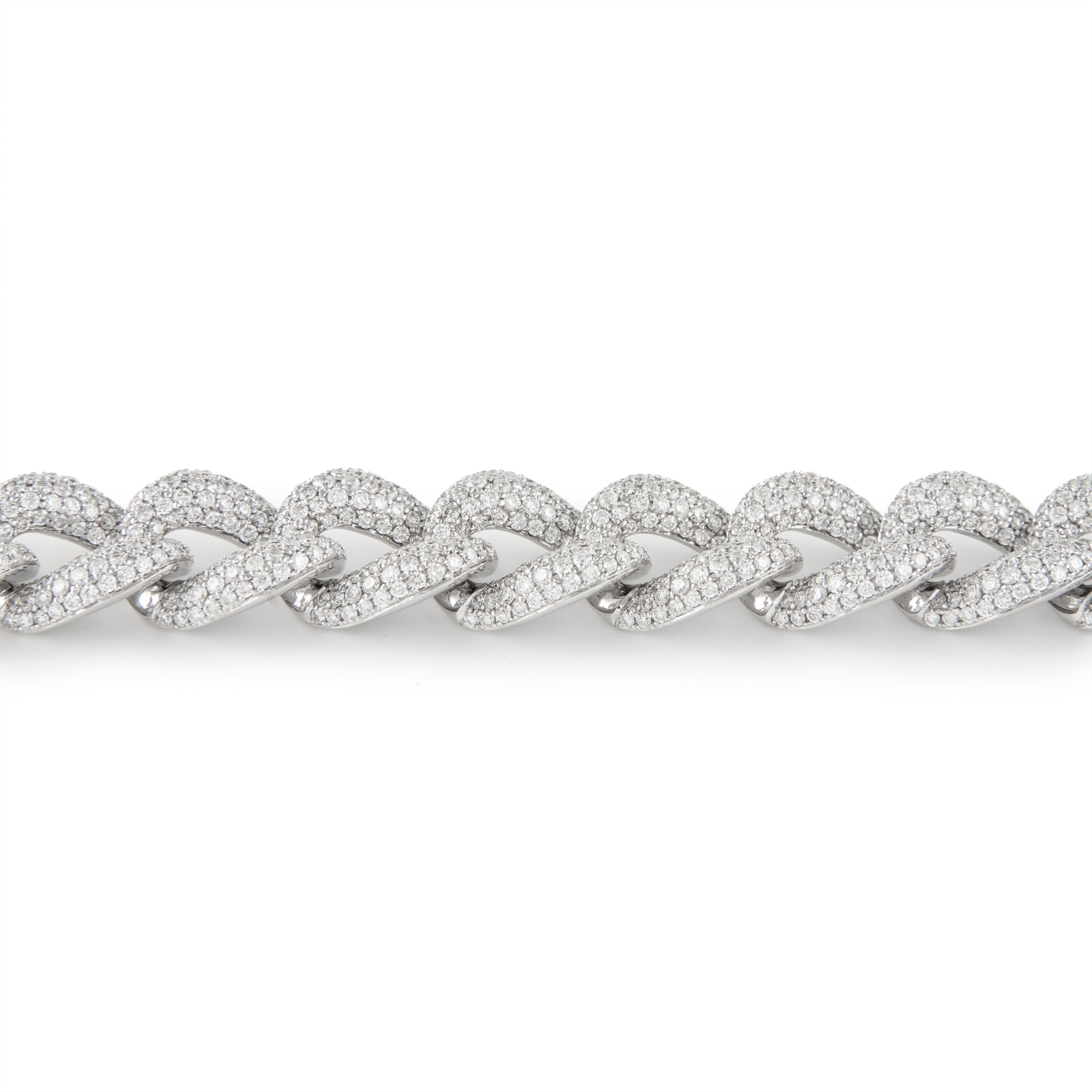 Alexander Beverly Hills 12.27ct Diamond Cuban Link Bracelet 18k White Gold In New Condition For Sale In BEVERLY HILLS, CA