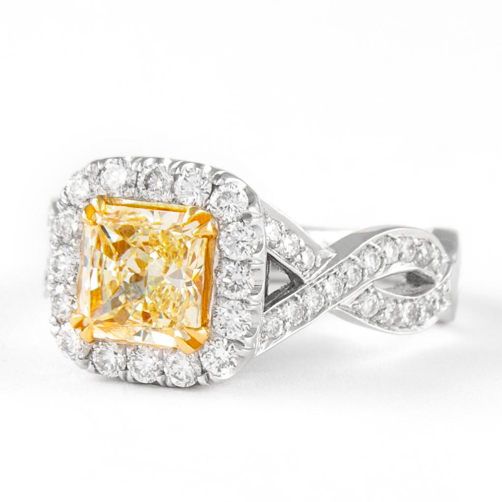 Contemporary Alexander Beverly Hills 1.25ct Fancy Intense Yellow VS1 Radiant Diamond Ring 18k For Sale