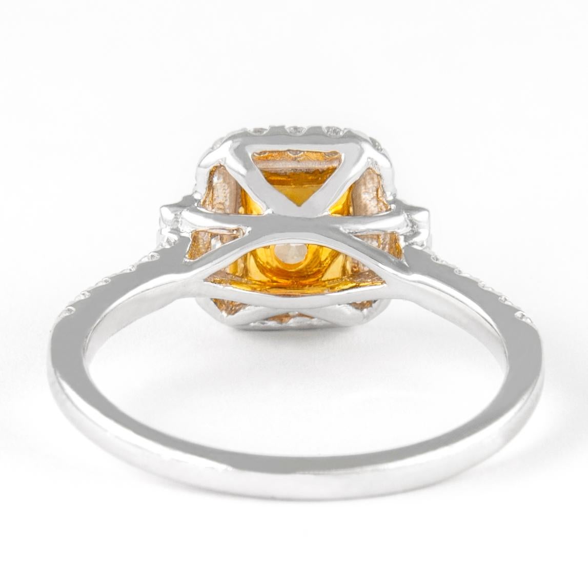 Alexander Beverly Hills 1.39ctt Fancy Yellow VS1 Cushion Diamond Ring 18k In New Condition For Sale In BEVERLY HILLS, CA