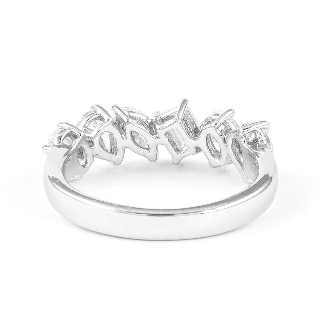 Alexander 1,52 Karat Multi-Diamant-Ring 18k Weißgold im Zustand „Neu“ in BEVERLY HILLS, CA