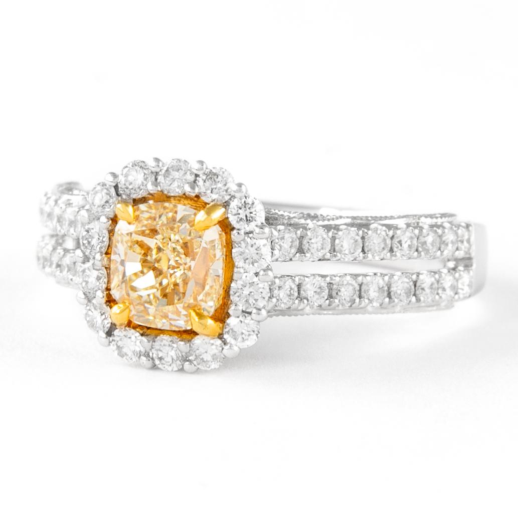 Contemporain Alexander Beverly Hills 1.68ctt Fancy Yellow VS2 Cushion Diamond Ring 18k en vente