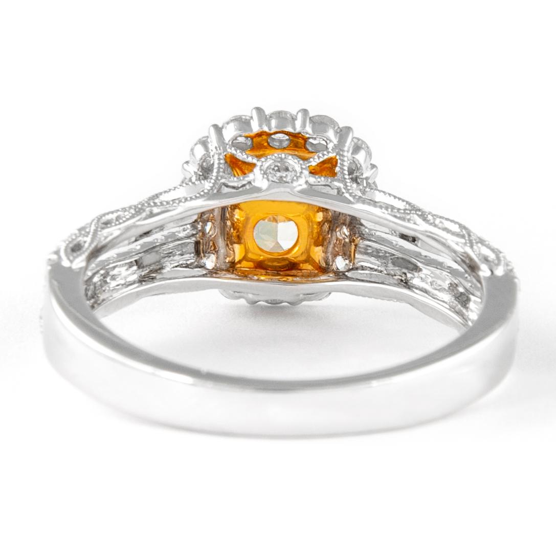 Alexander Beverly Hills 1.68ctt Fancy Yellow VS2 Cushion Diamond Ring 18k Neuf - En vente à BEVERLY HILLS, CA