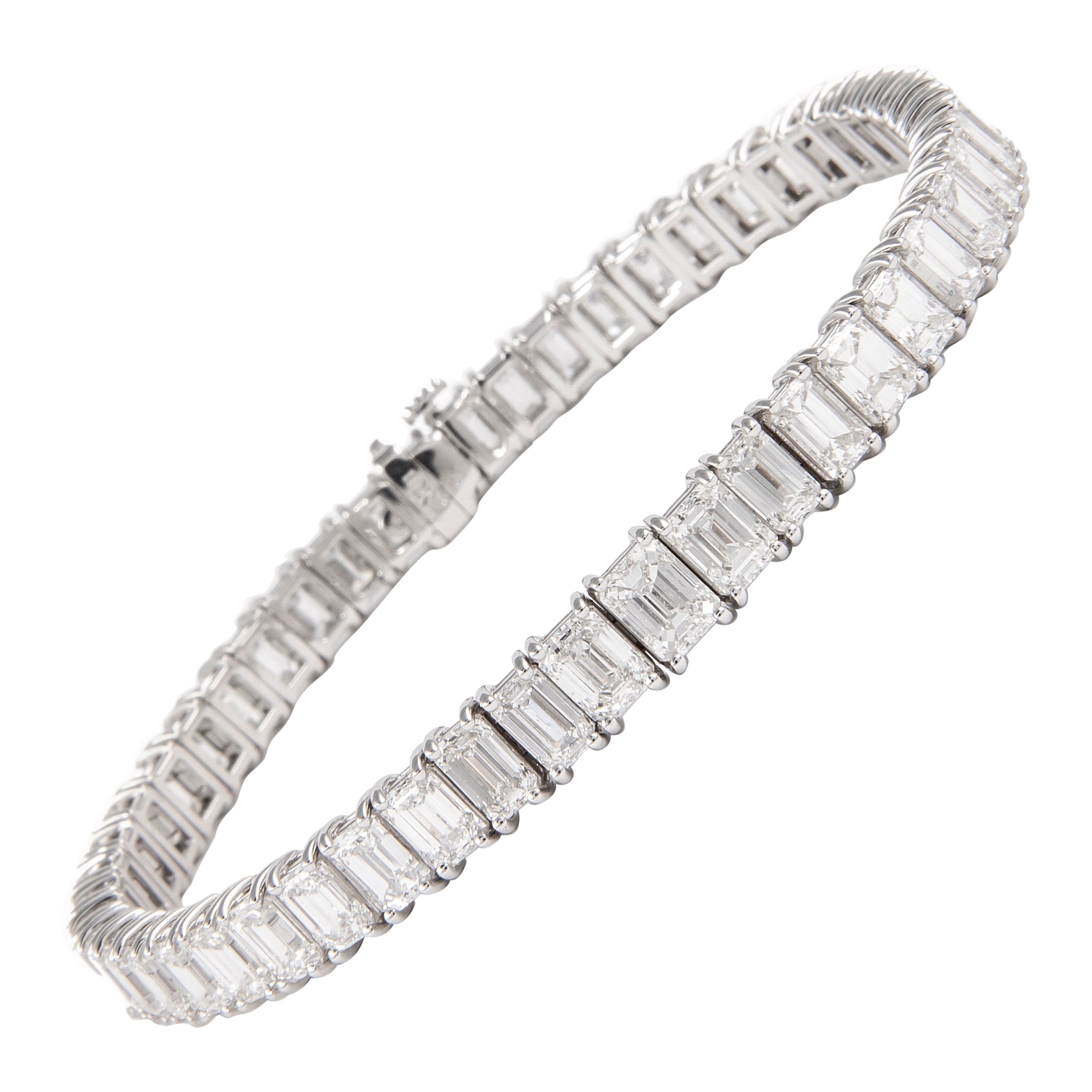 Alexander Pulsera de tenis con diamantes talla esmeralda de 17,15 quilates y oro blanco de 18 quilates