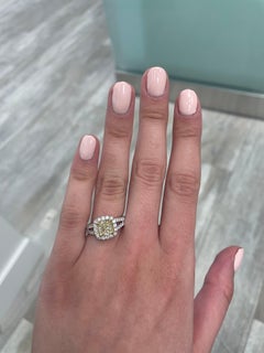 Alexander Beverly Hills 1.97ctt Fancy Yellow VS1 Cushion Diamond Ring 18k