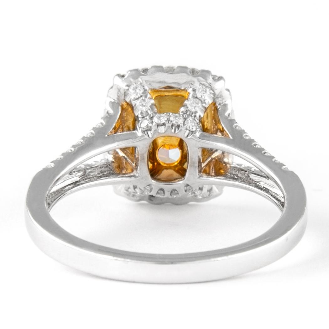Alexander Bague en or 18 carats avec diamants taille coussin jaune intense de 2,01 carats VVS2 Neuf - En vente à BEVERLY HILLS, CA