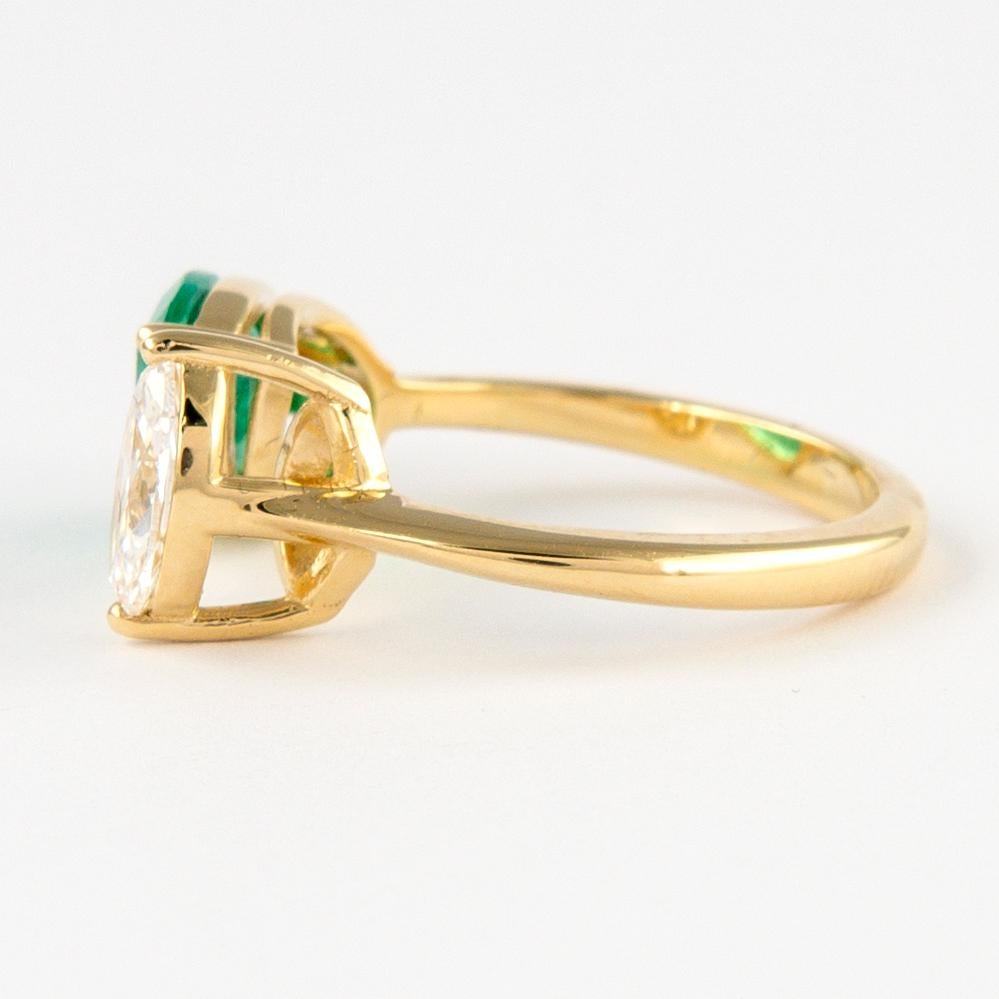 Modern Alexander 2.19 Carat Toi Et Moi Emerald & Diamonds Ring 18k Yellow Gold