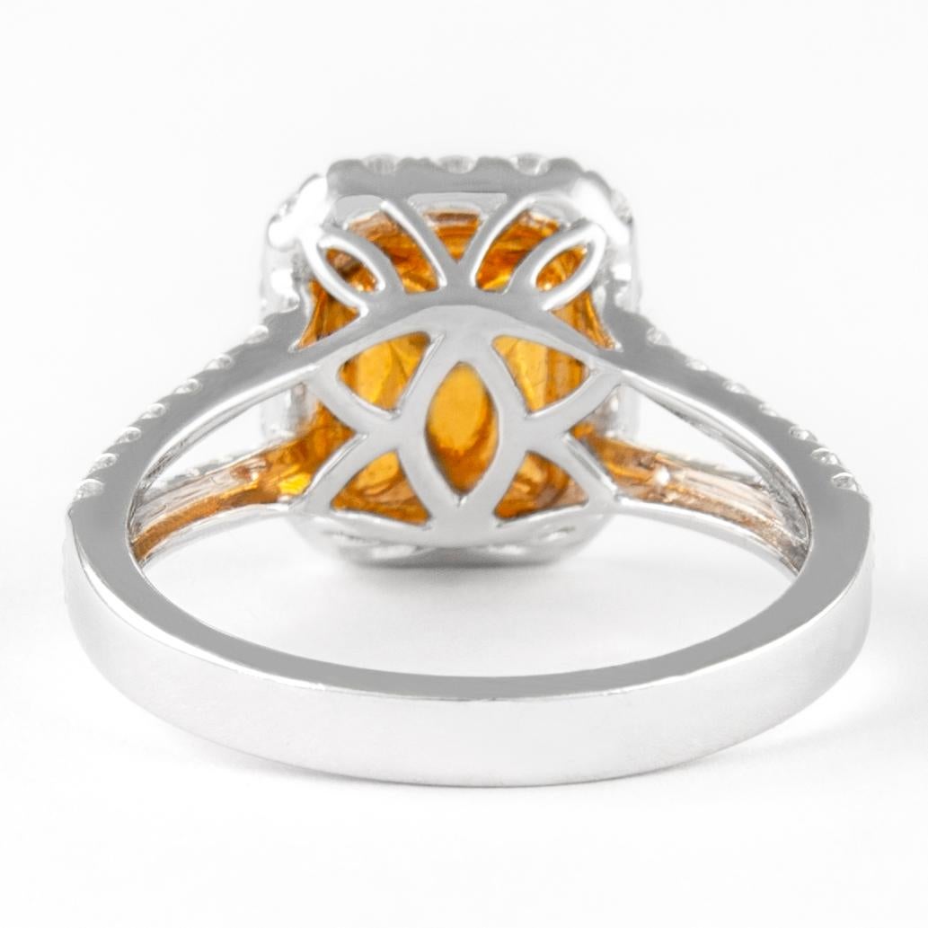 Alexander 2.42ctt Fancy Light Yellow Radiant Diamant mit Halo Ring 18k Zwei-Ton im Zustand „Neu“ im Angebot in BEVERLY HILLS, CA