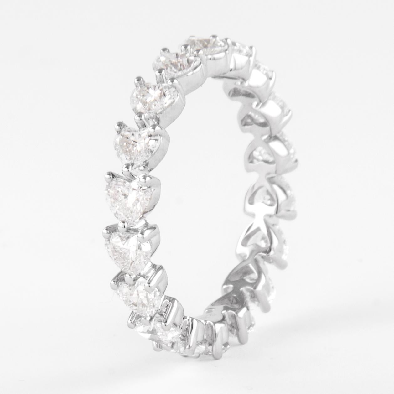 Modern Alexander 2.53ct Heart Diamond D/E VVS Eternity Band 18k White Gold For Sale