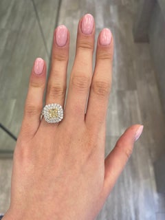 Alexander Beverly Hills 2.57ctt Fancy Yellow Diamond Double Halo Ring 18k