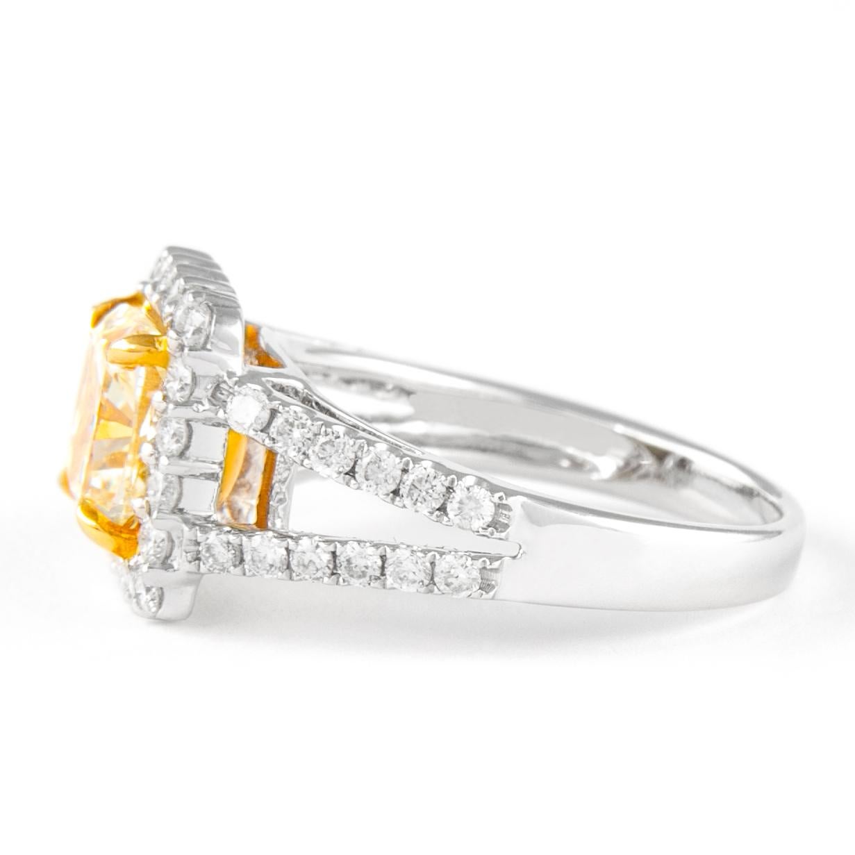 Cushion Cut Alexander 2.72ctt Fancy Yellow Cushion Diamond with Halo Ring 18k Two Tone For Sale
