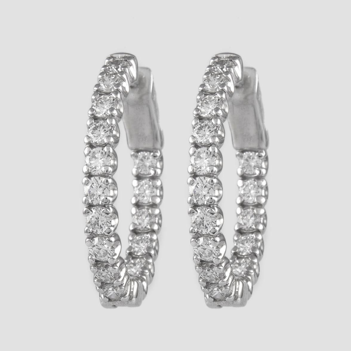 Round Cut Alexander 3.01 Carat Round Diamond Oval Shaped Hoop Earrings White Gold For Sale
