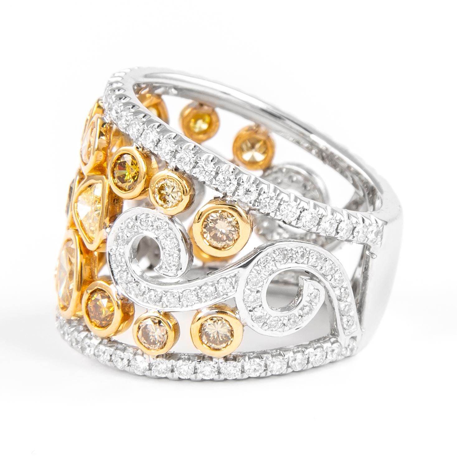 Taglio ovale Alexander Beverly Hills - Anello con diamanti multicolore da 3,21 carati - 18 carati bicolore in vendita