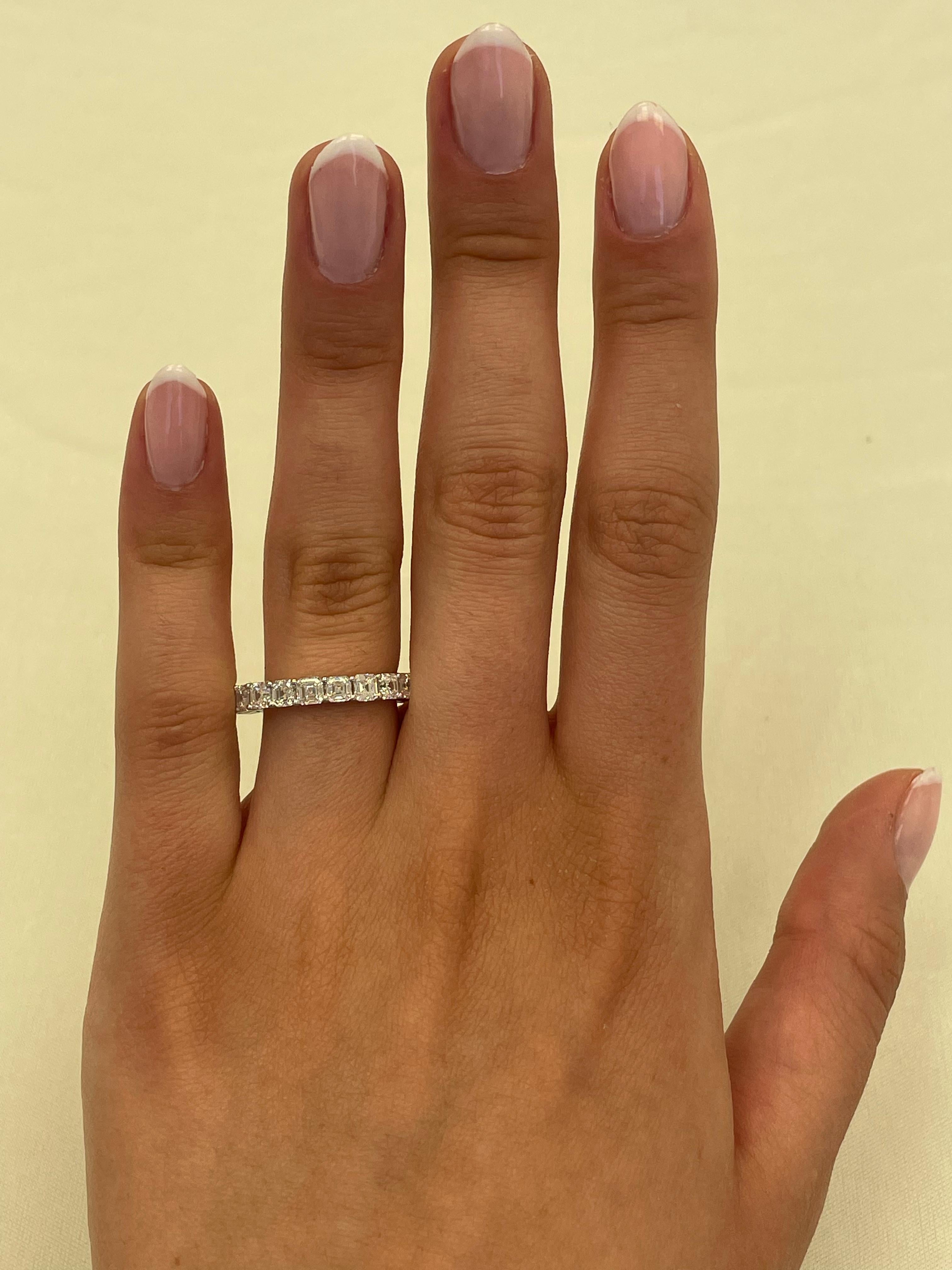 Stunning asscher cut diamond eternity band, By Alexander Beverly Hills.
21 asscher cut diamonds, 3.23 carats. D-F color and VVS clarity. 18-karat white gold, 3.28 grams, size 6. 
Accommodated with an up to date appraisal by a GIA G.G. upon request.