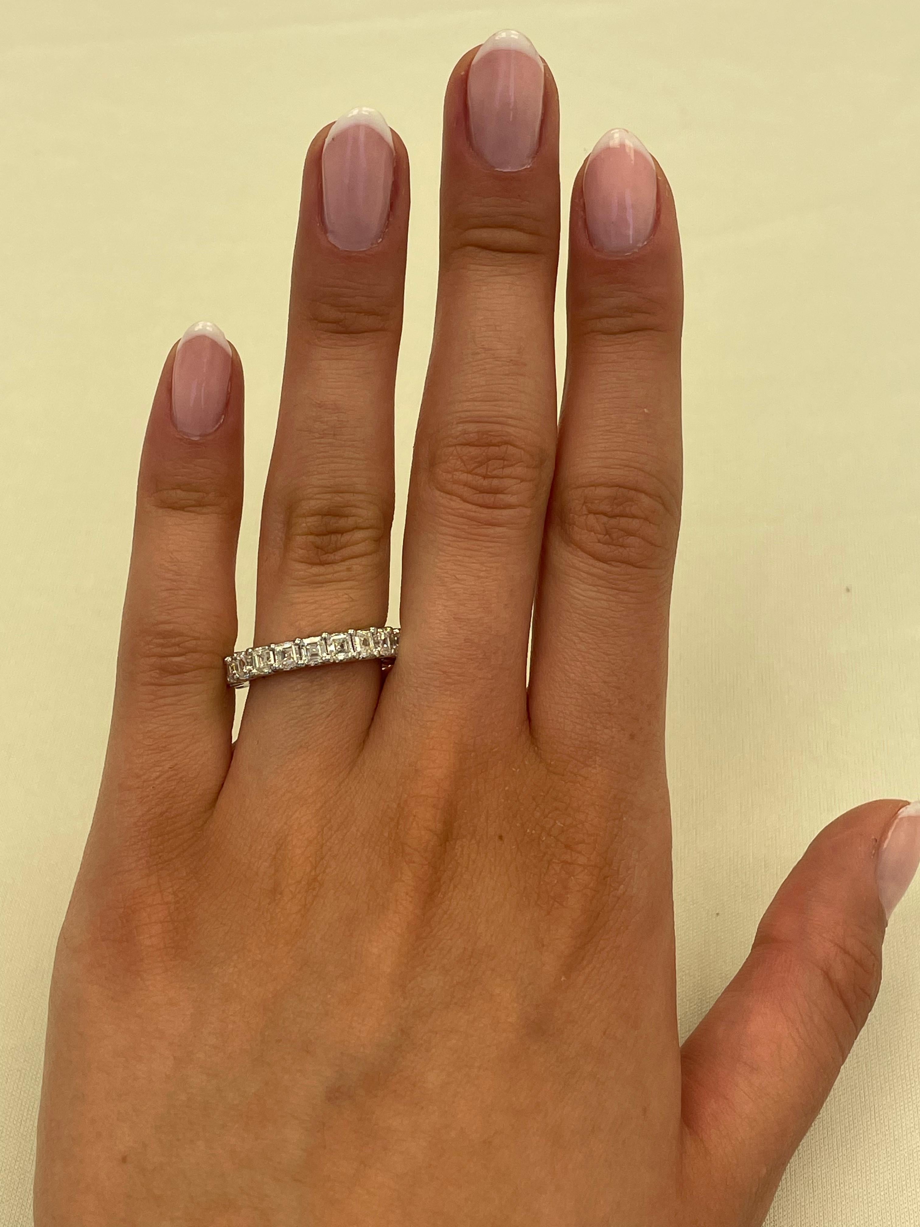 Stunning asscher cut diamond eternity band, By Alexander Beverly Hills.
21 asscher cut diamonds, 3.25 carats. D/E color and VVS clarity. Platinum gold, 6.01 grams, size 5.5. 
Accommodated with an up-to-date appraisal by a GIA G.G. once purchased,