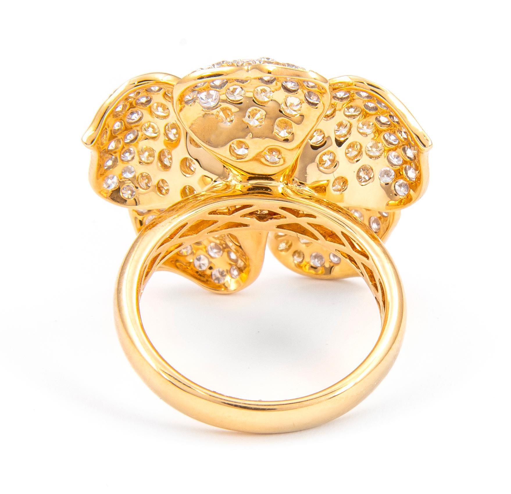 Alexander 3.48ct Pink, Yellow & White Diamond Floral Ring 18k Yellow Gold In New Condition In BEVERLY HILLS, CA