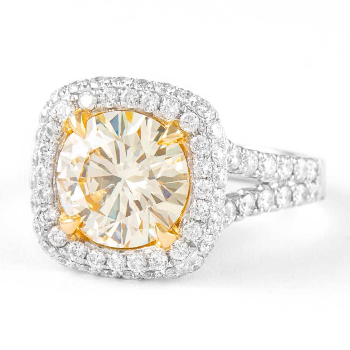 Contemporary Alexander 3.77ctt Light Yellow Round Diamond with Halo Ring 18k Two Tone For Sale