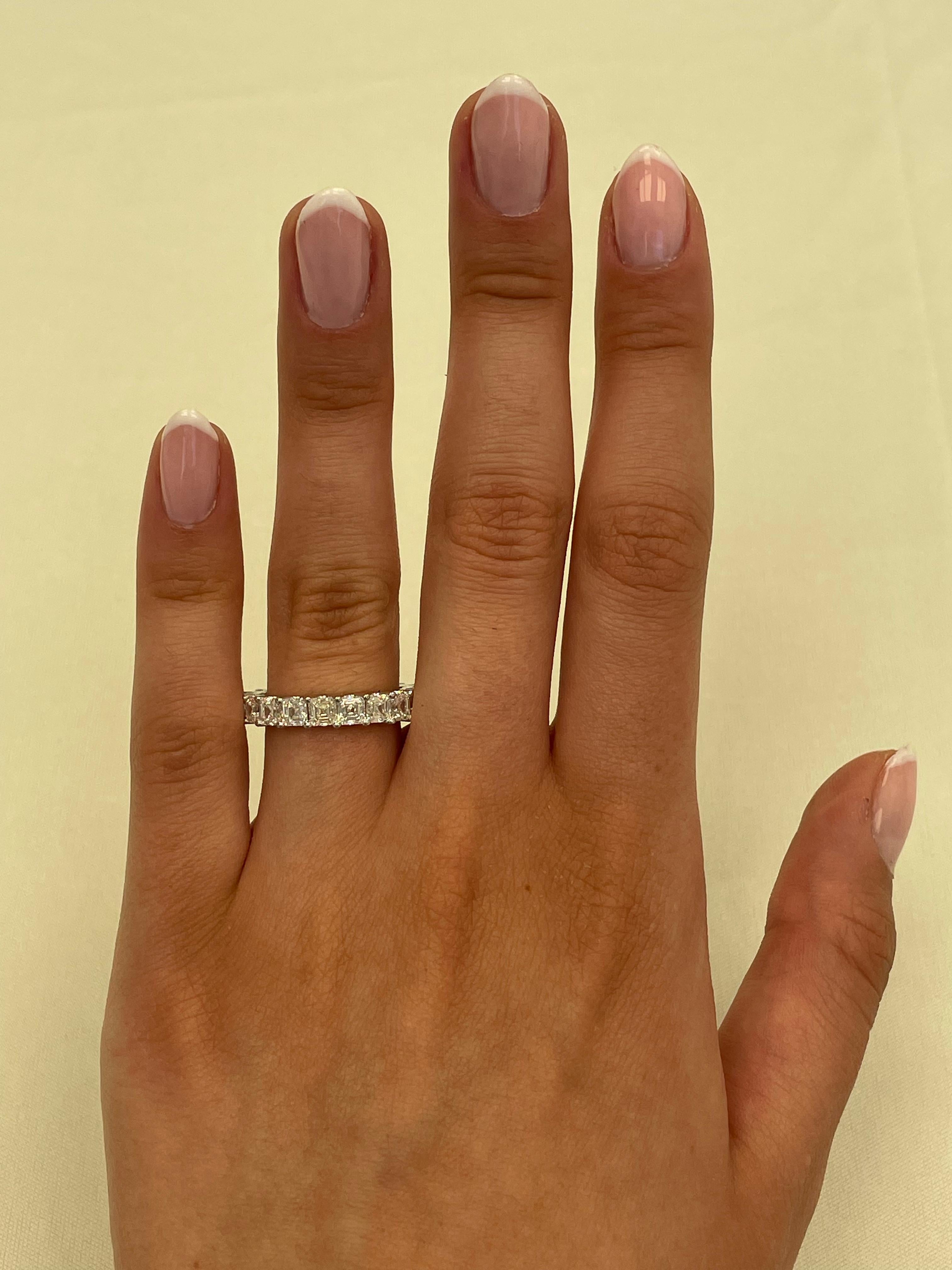 Stunning asscher cut diamond eternity band, By Alexander Beverly Hills.
20 asscher cut diamonds, 4.09 carats. D/E color and VVS clarity. 18-karat white gold, 4.09 grams, size 6.5. 
Accommodated with an up to date appraisal by a GIA G.G. upon
