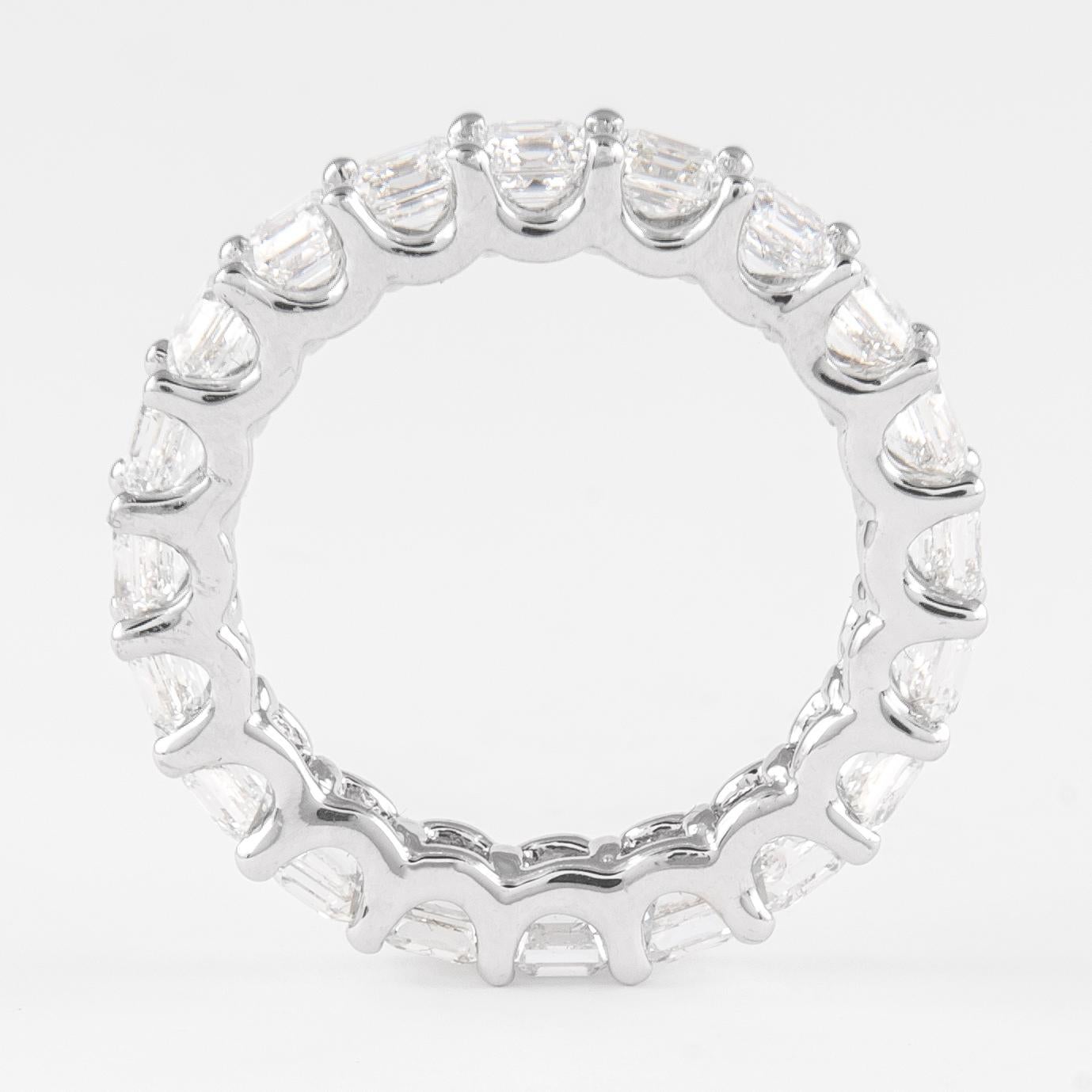 Alexander Beverly Hills 4.09ct Asscher Cut Diamond D/E VVS Eternity Band 18k S.6 In New Condition For Sale In BEVERLY HILLS, CA