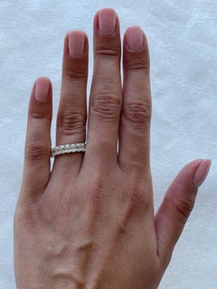 Alexander Beverly Hills 4,21 ct D-F VVS Diamante talla esmeralda Anillo de la eternidad 18k S.5