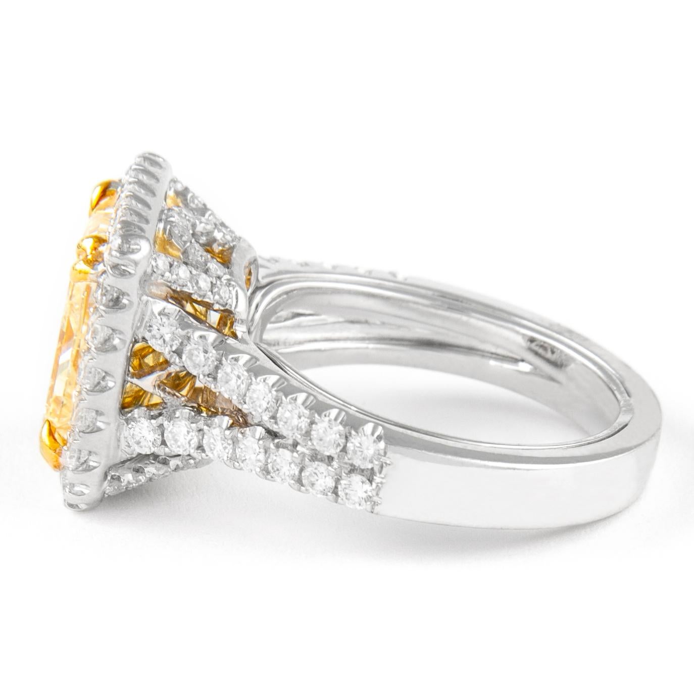 Radiant Cut Alexander 4.50ct Fancy Intense Yellow Radiant Diamond with Halo Ring 18k For Sale