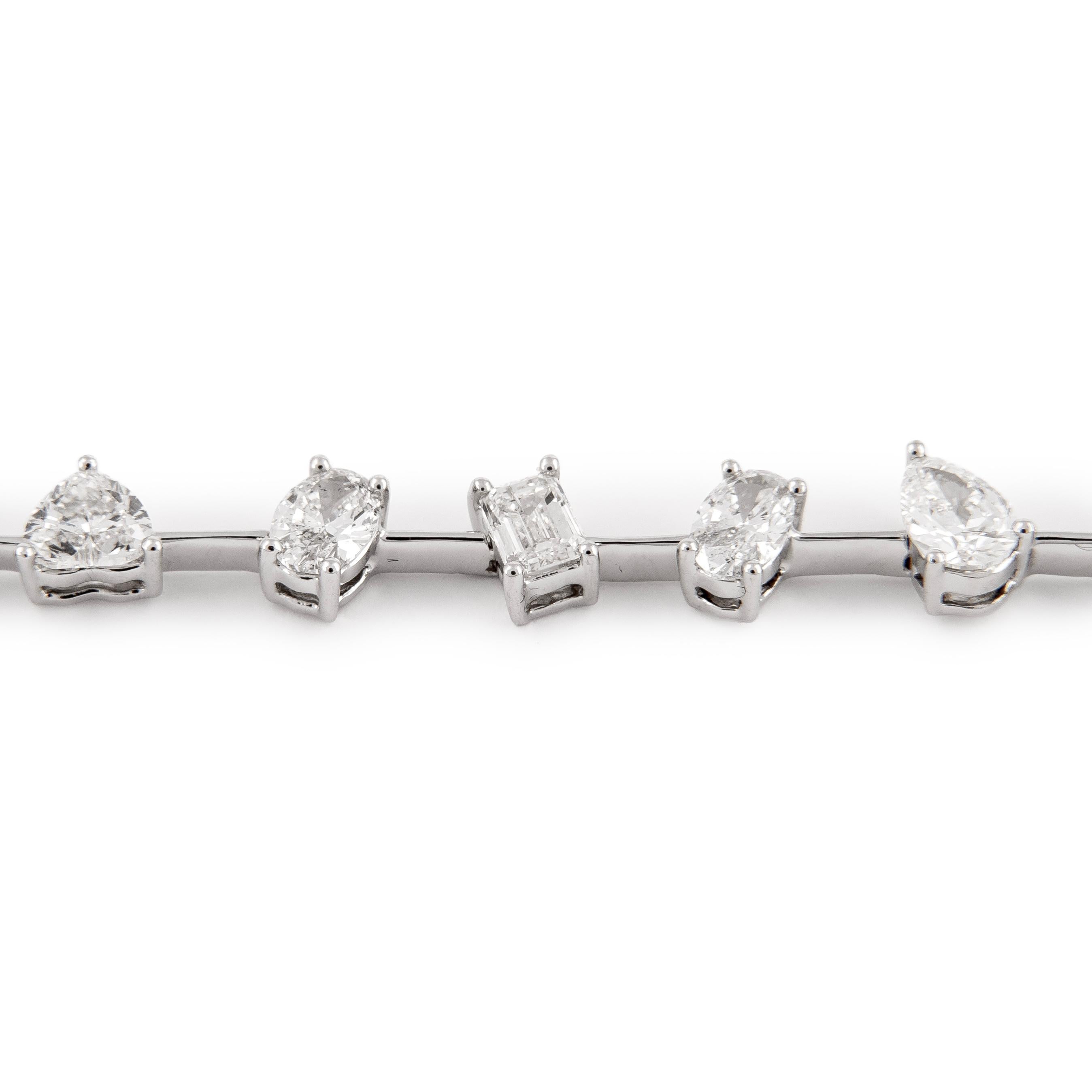 Modern Alexander 5.21 Carat Multi Diamond Bracelet 18 Karat White Gold For Sale