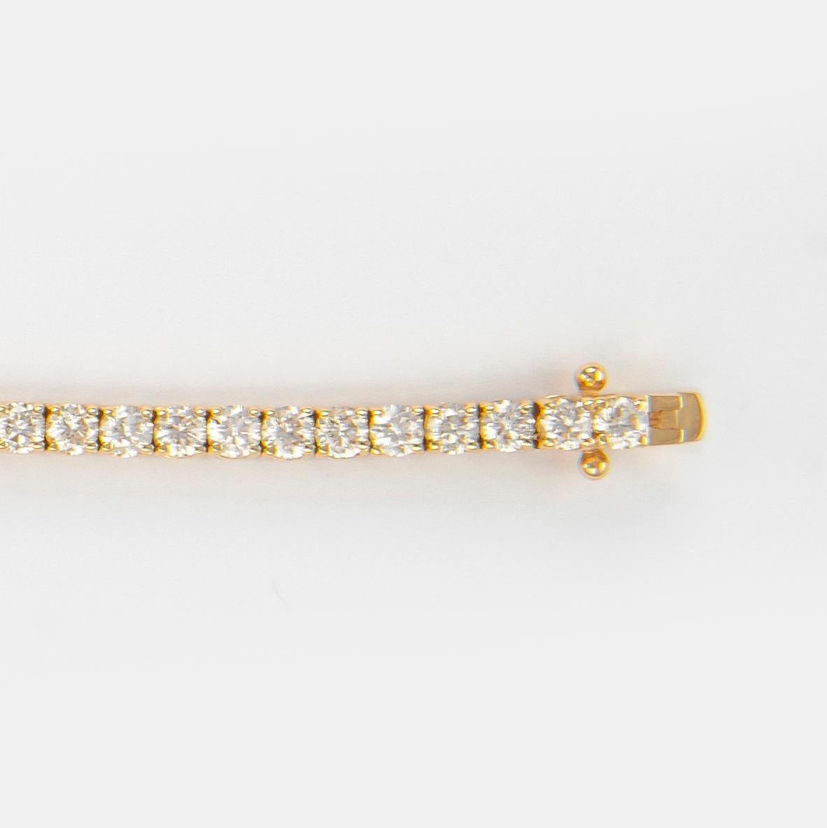 Alexander 5.41 Carat Diamond Tennis Bracelet 18 Karat Yellow Gold In New Condition In BEVERLY HILLS, CA