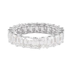 Alexander Alexander: 18 Karat Weißgold Ewigkeitsring mit 5,73 Karat Diamant im Smaragdschliff