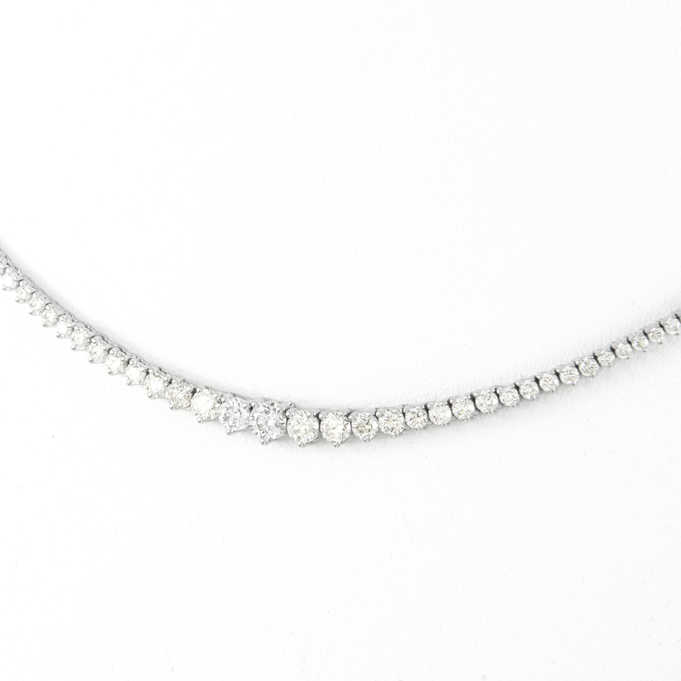 Alexander Riviera-Halskette aus Weißgold mit 5,84 Karat Diamanten für Tennis (Zeitgenössisch) im Angebot