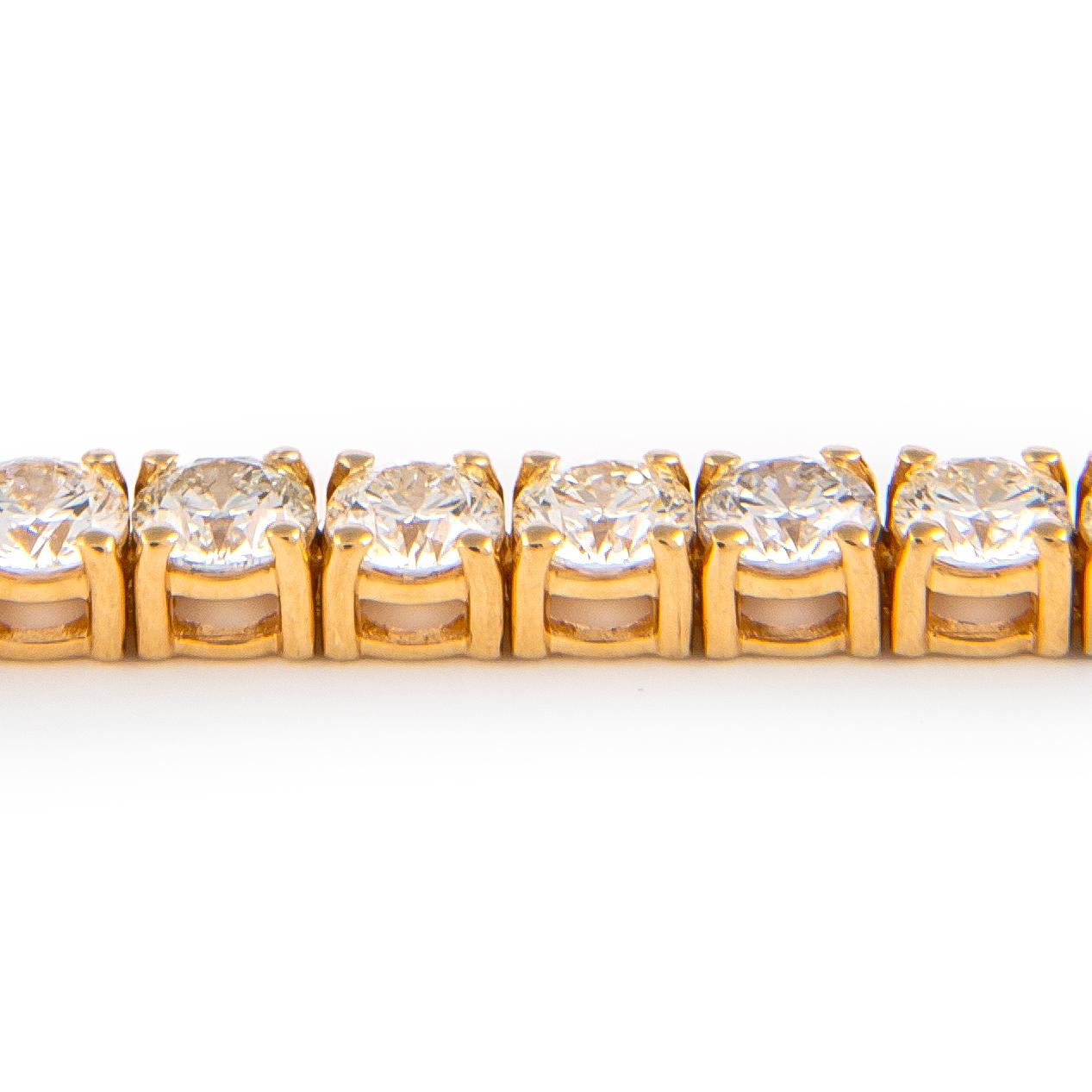 Modern Alexander 5.89 Carats Diamond Tennis Bracelet 18-Karat Yellow Gold