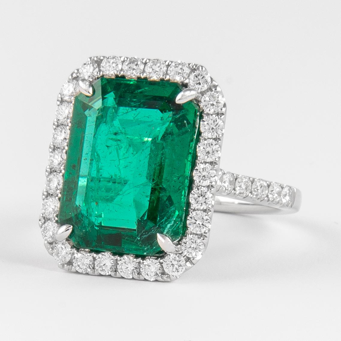 Contemporary Alexander GIA certified 7.29 Carat Emerald with Diamond Halo Ring 18 Karat Gold