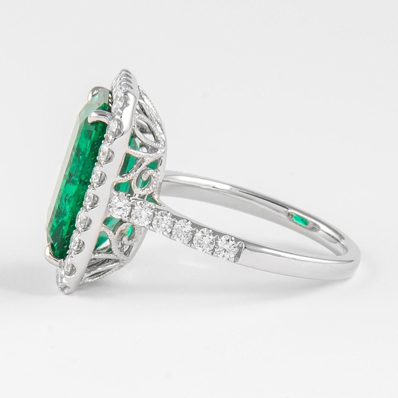Emerald Cut Alexander GIA certified 7.29 Carat Emerald with Diamond Halo Ring 18 Karat Gold