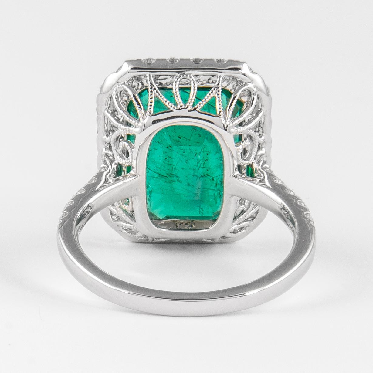 Alexander GIA certified 7.29 Carat Emerald with Diamond Halo Ring 18 Karat Gold In New Condition In BEVERLY HILLS, CA