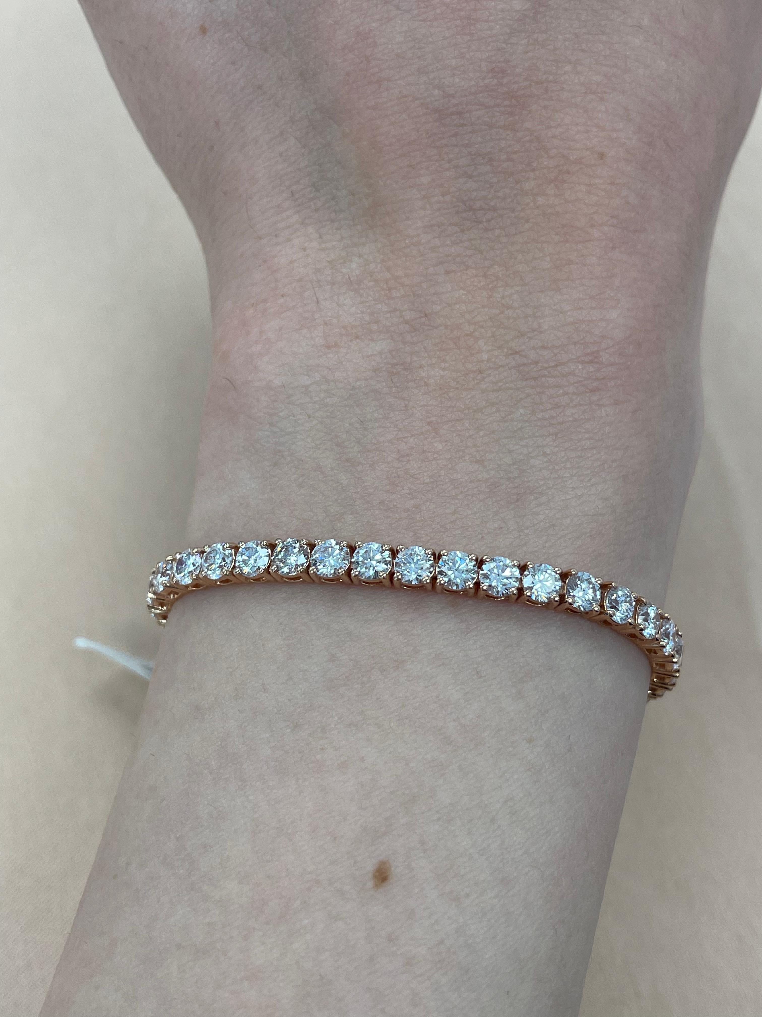 Exquisite and timeless diamonds tennis bracelet, by Alexander Beverly Hills.
47 round brilliant diamonds, 7.92 carats total. Approximately F/G color and VS clarity. Four prong set in 14k rose gold, 10.86 grams, 7 inches. 
Accommodated with an