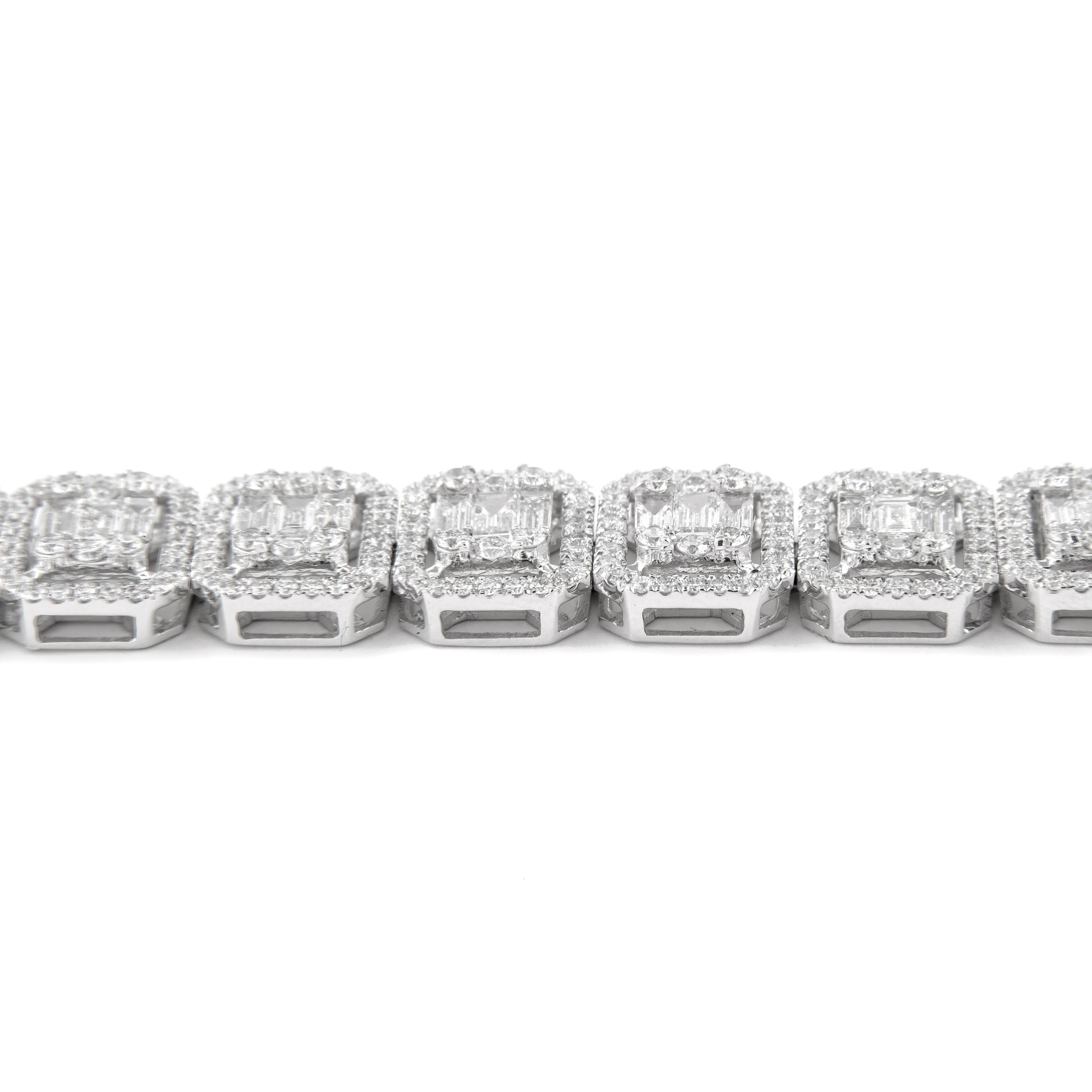 Contemporary Alexander 9.06 Carat Diamond Illusion Set Bracelet 18 Karat White Gold For Sale