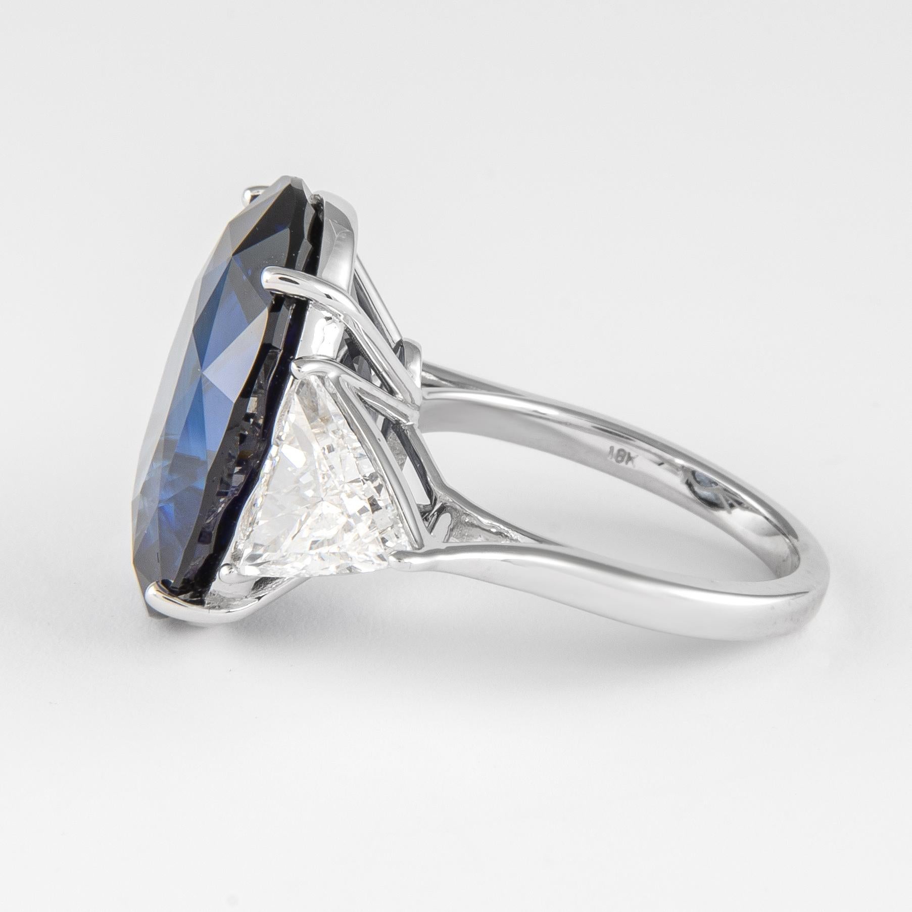Contemporary Alexander All GIA 20.33 Carat Ceylon Sapphire with Diamonds Three-Stone Ring 18k