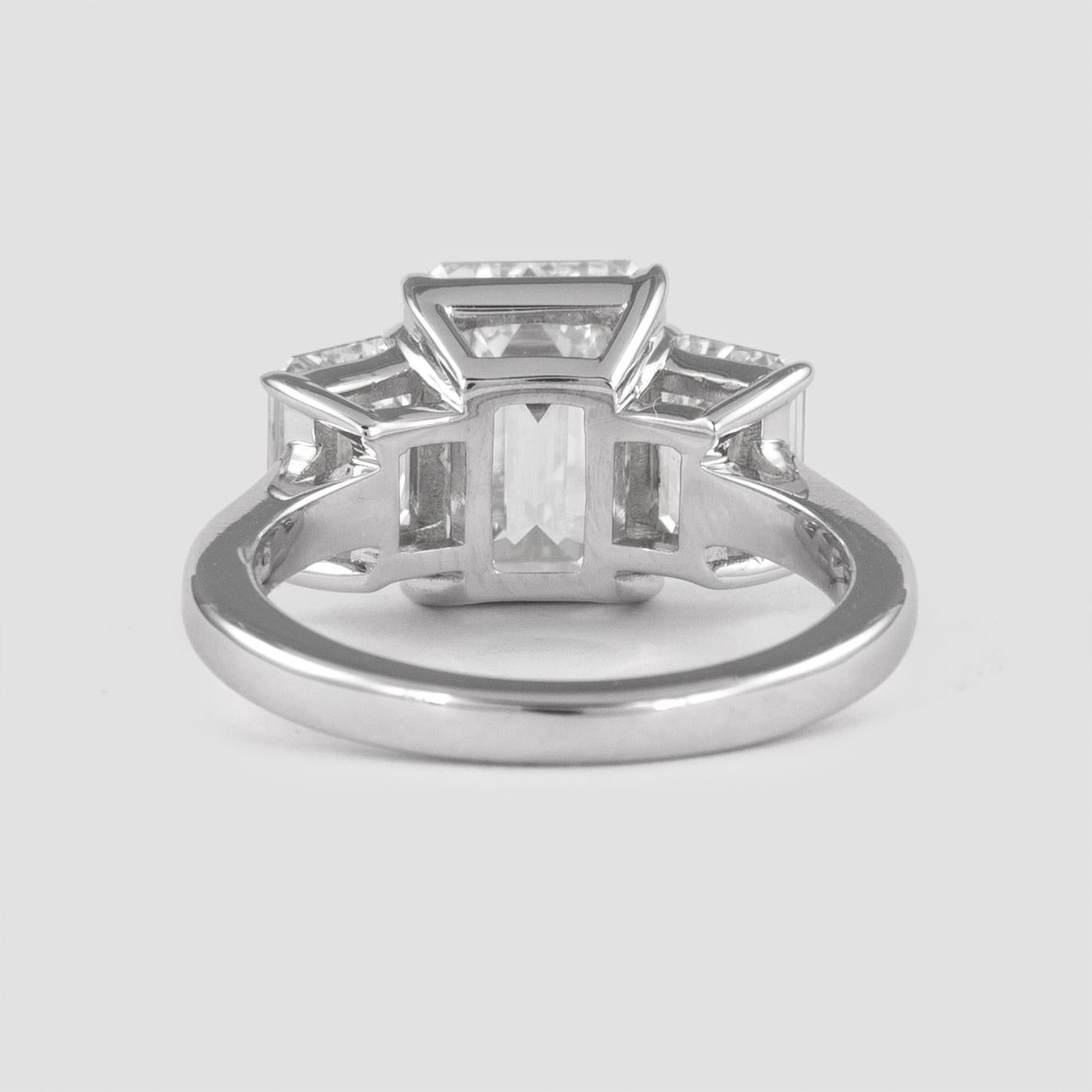 Alexander All GIA 4.01 Carat with 2.00 Carat Emerald Cut Diamonds Ring 18k In New Condition For Sale In BEVERLY HILLS, CA