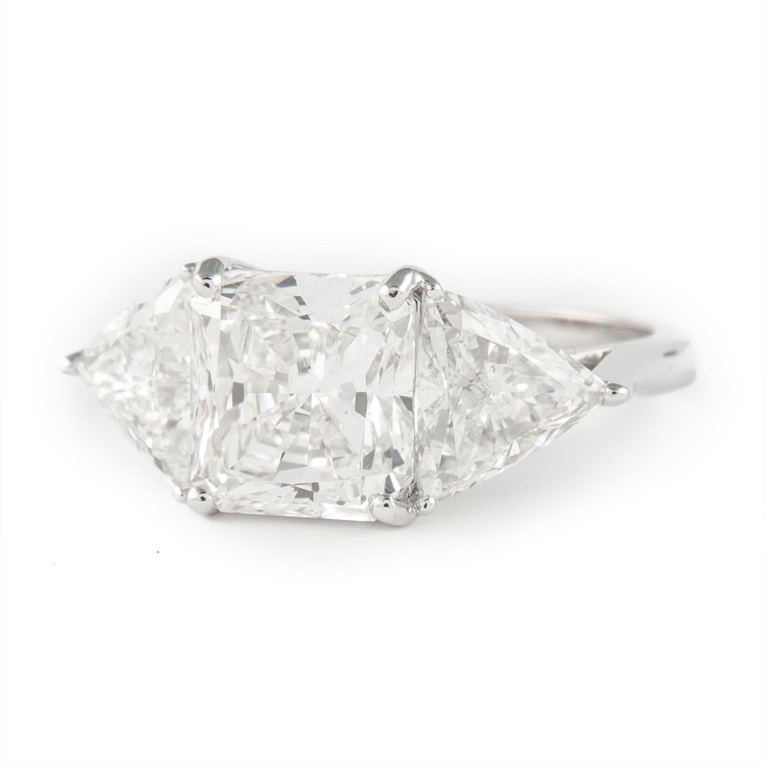 Alexander All GIA Certified 3.00 Carat Radiant Cut Diamond Three-Stone Ring 18k In New Condition For Sale In BEVERLY HILLS, CA