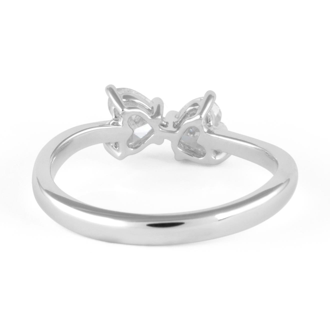 Cuore Alexander Beverly Hills 0,91ct Anello con diamante a forma di cuore Toi Et Moi 18k in vendita