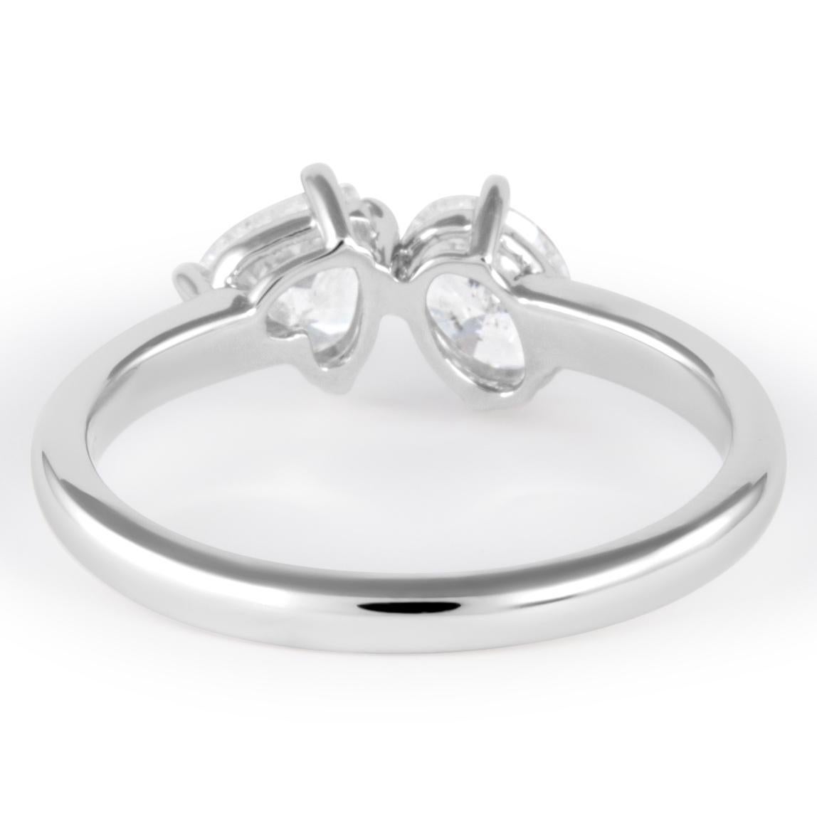 Alexander Beverly Hills 0,98 Karat Herz & Oval Form Diamant Toi Et Moi Ring 18k (Ovalschliff) im Angebot