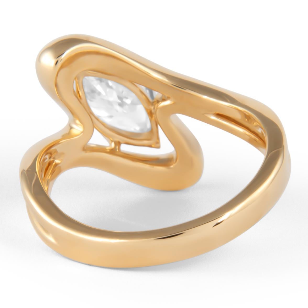 Taille Marquise Alexander Beverly Hills, bague abstraite en or jaune 18 carats avec diamant marquise de 1,01 carat en vente