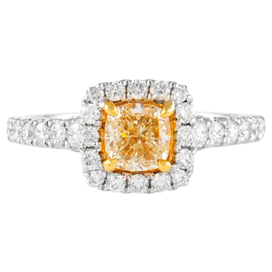 Alexander Beverly Hills 1,02ct Anello di diamanti a cuscino giallo intenso 18k