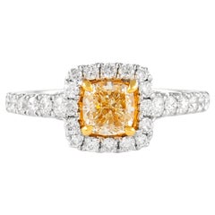 Alexander Beverly Hills 1,02ct Anello di diamanti a cuscino giallo intenso 18k
