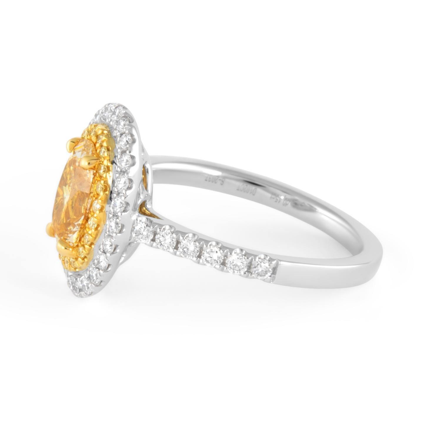 Contemporain Alexander Beverly Hills 1.02ct Oval Fancy Yellow Diamond Ring 18k Two Tone (bague à deux tons) en vente